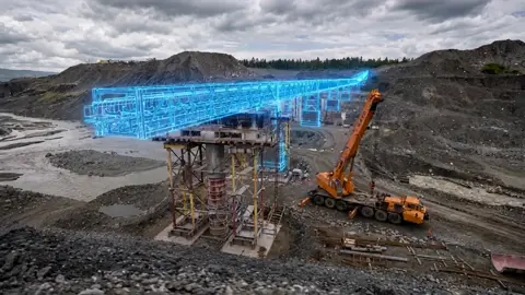 голограмма голубая исчезает через 3 секунды плавно красиво…