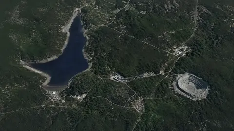 Use the provided map image as the ONLY source of geometry…