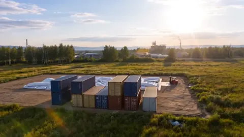 15-second cinematic commercial, ONE SINGLE CONTINUOUS…