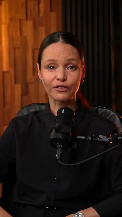 [GOAL] Generate a warm, natural vertical talking-head clip:…